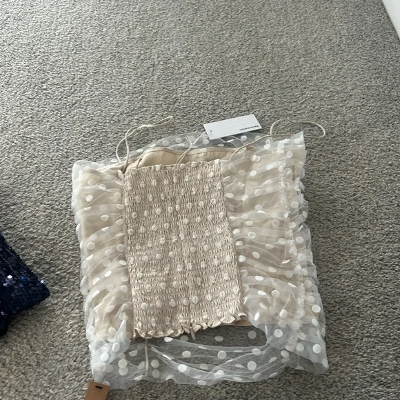 NWT reformation amber top - Picture 4 of 4